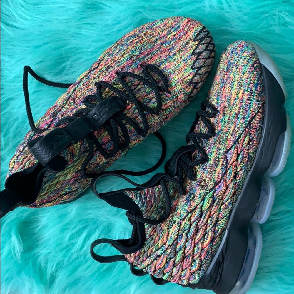 Lebron multicolor basketball shoes, size 6.5